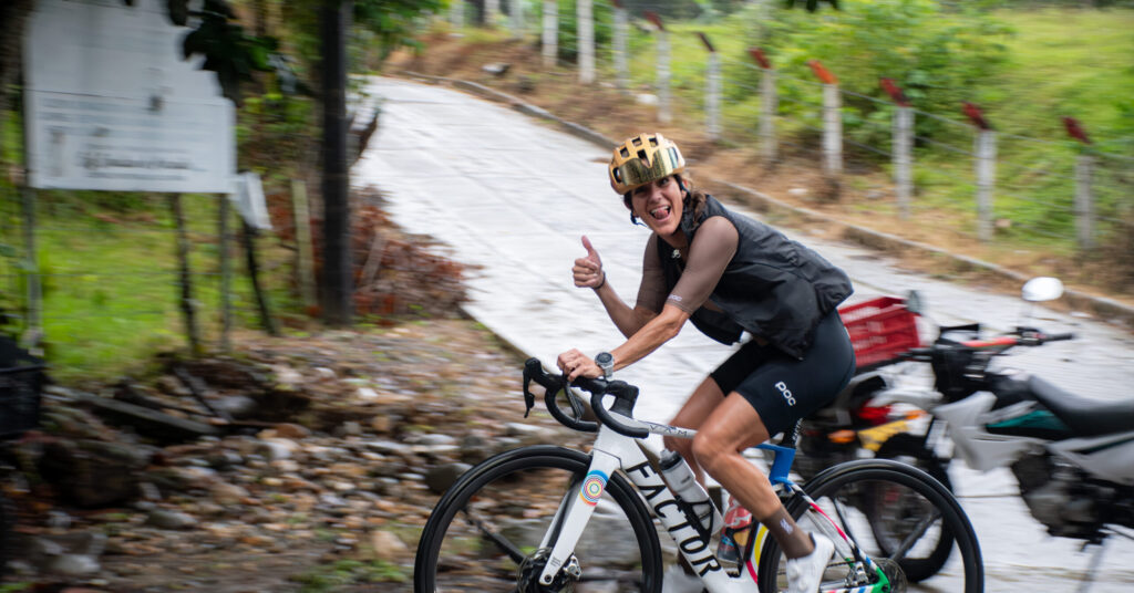 Women only cycling tour Colombia coffee hacienda Beyond The Ride. Premium support on the route.