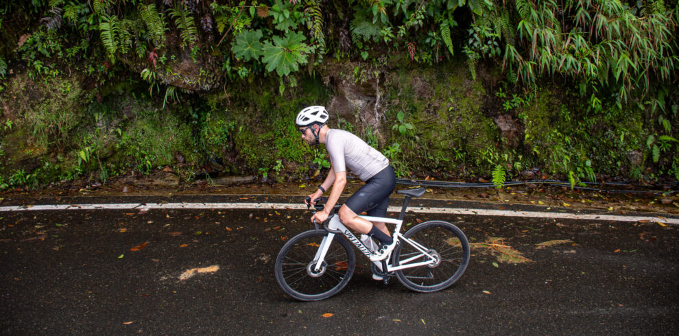 endurance climb Alto de Letras Colombia scenic mountain road cycling